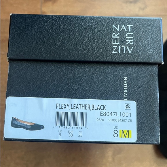 Naturalizer Flexy Leather Black Ballet Flats - Picture 7 of 16